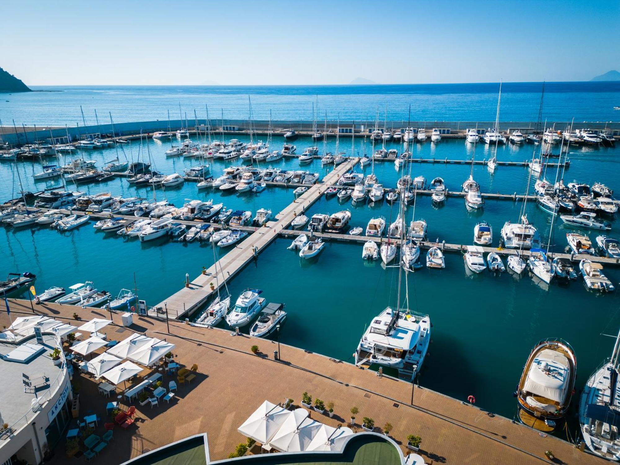 Sestante Marina 4* Capo dʼOrlando